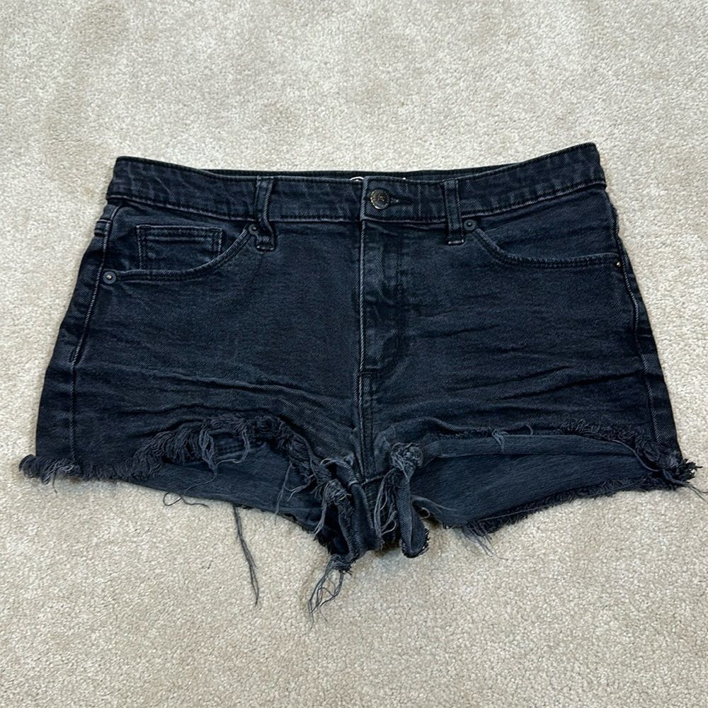 Universal Thread High Rise Shortie Women Black Jean Shorts Size 10/30R